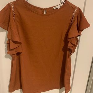 Ruffle sleeve fall top